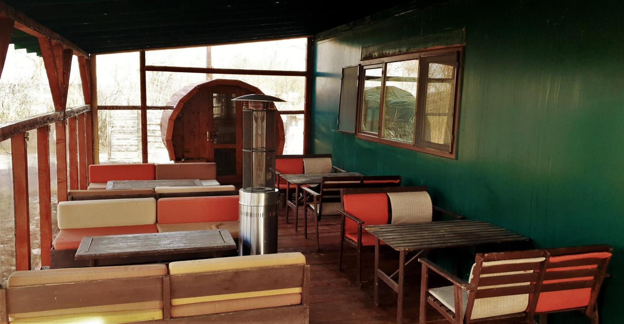 Hotel Restaurant Plutitor Delta Ways Nufaru Exterior photo